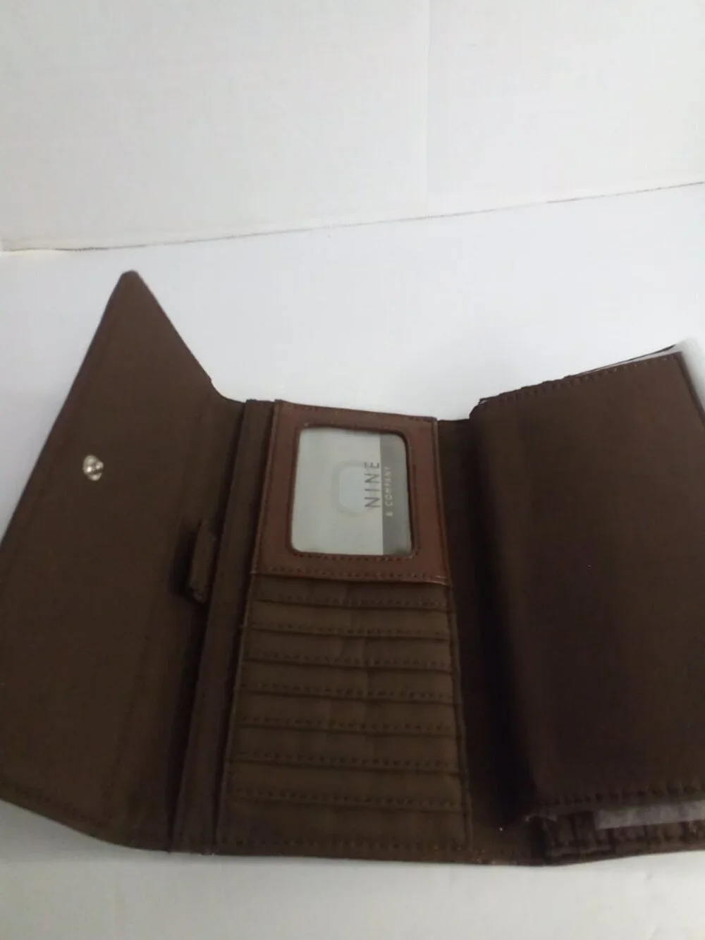 Nine & Company Wallet Tri-Fold Checkbook Pen Holder Leather Brown